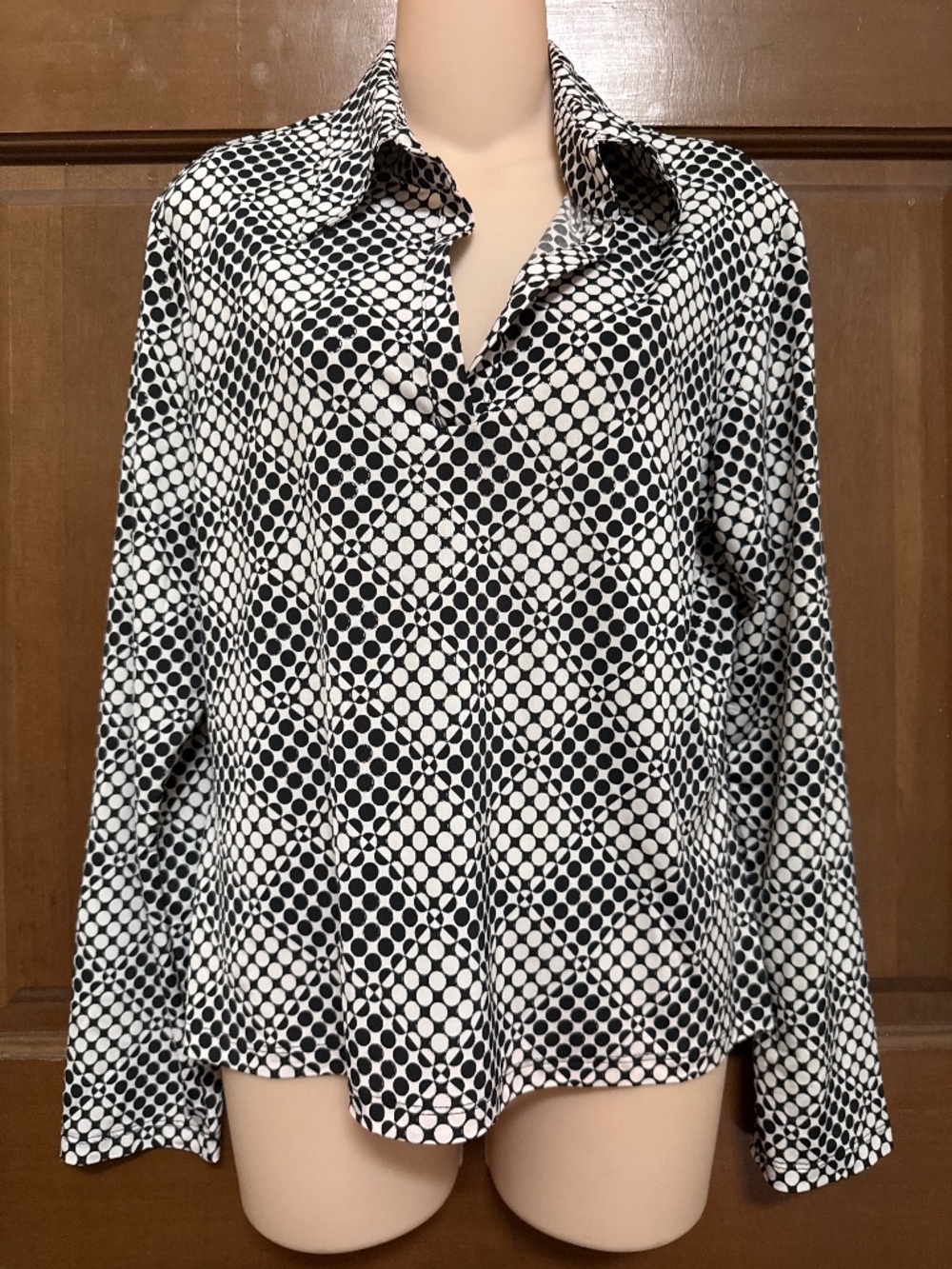 3D polka dot tunic
